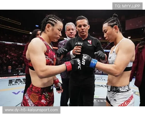 UFC拳手极限拉扯两回合后强势反扑，如何做到逆袭？